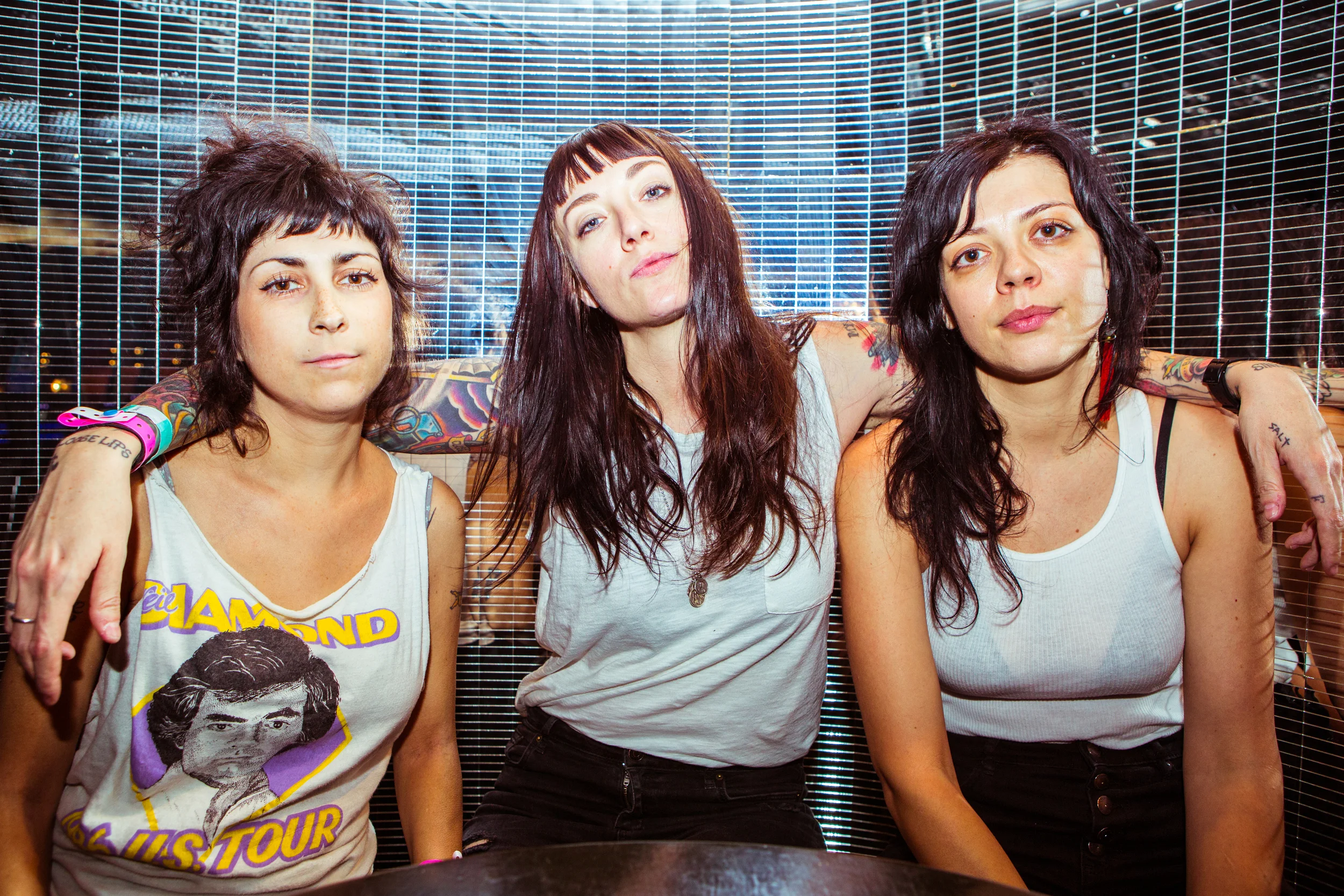 01-The-Coathangers.jpg