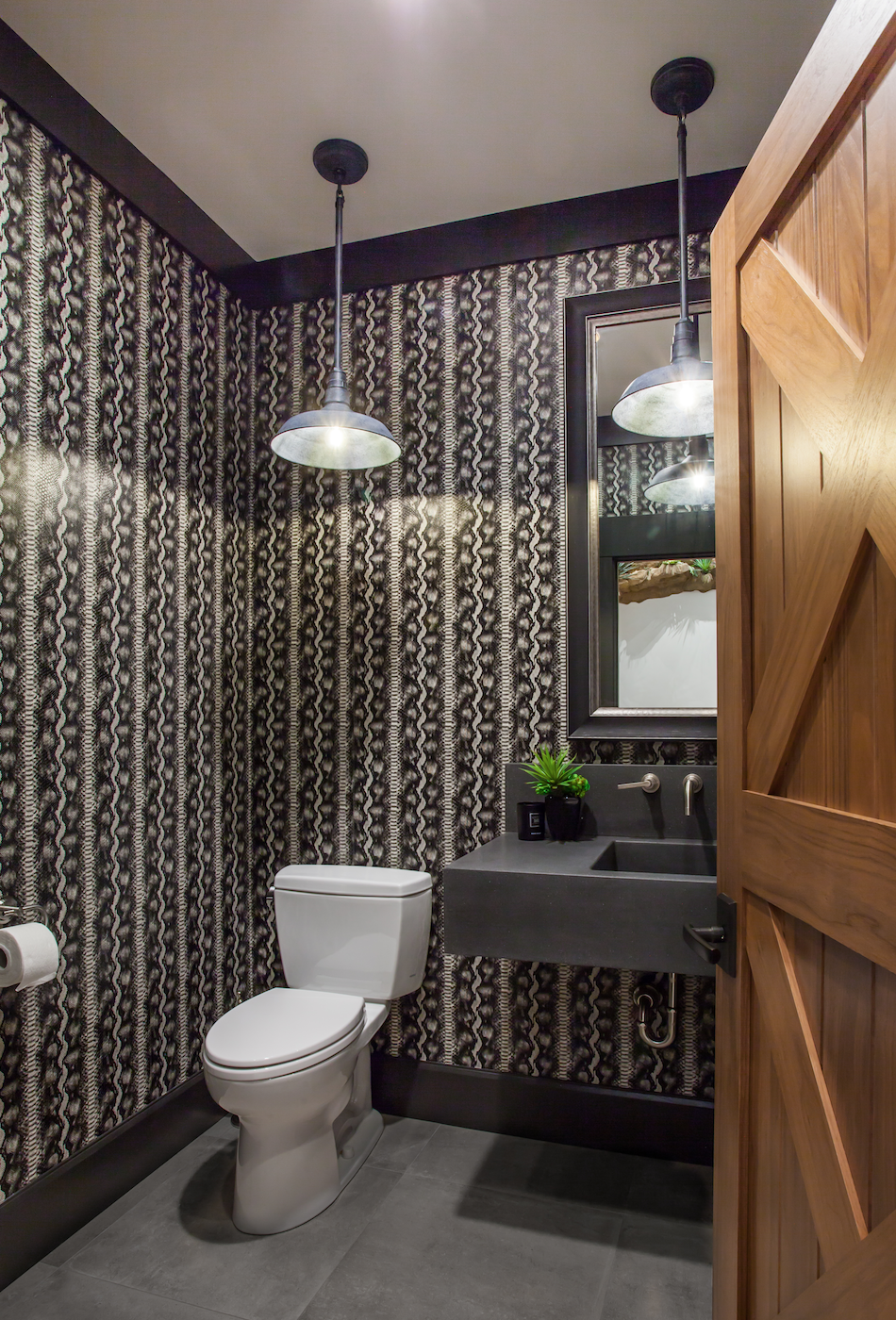 Powder Bath with Snake Skin Wallpaper