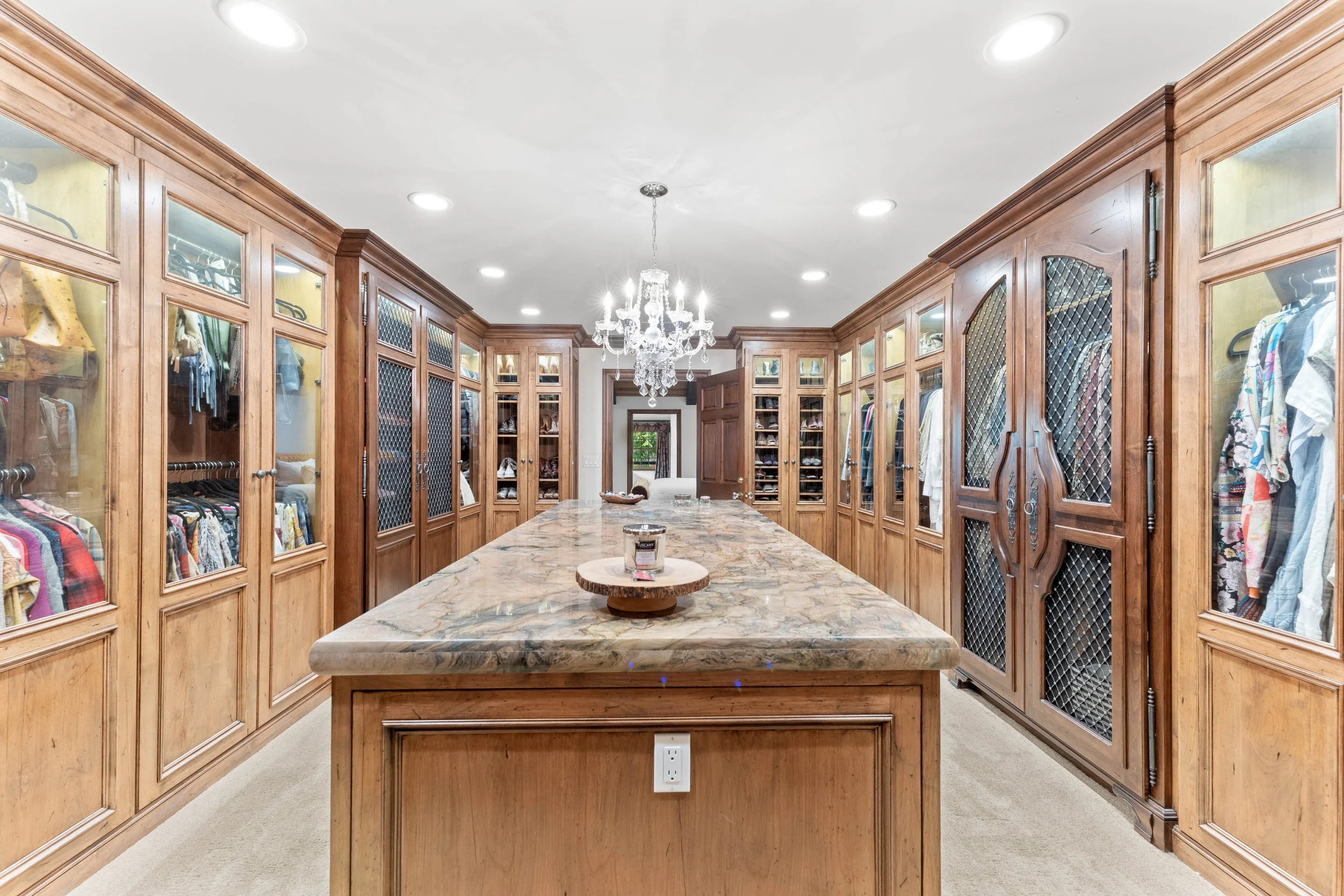 5250 Round Meadow Road-18.jpg