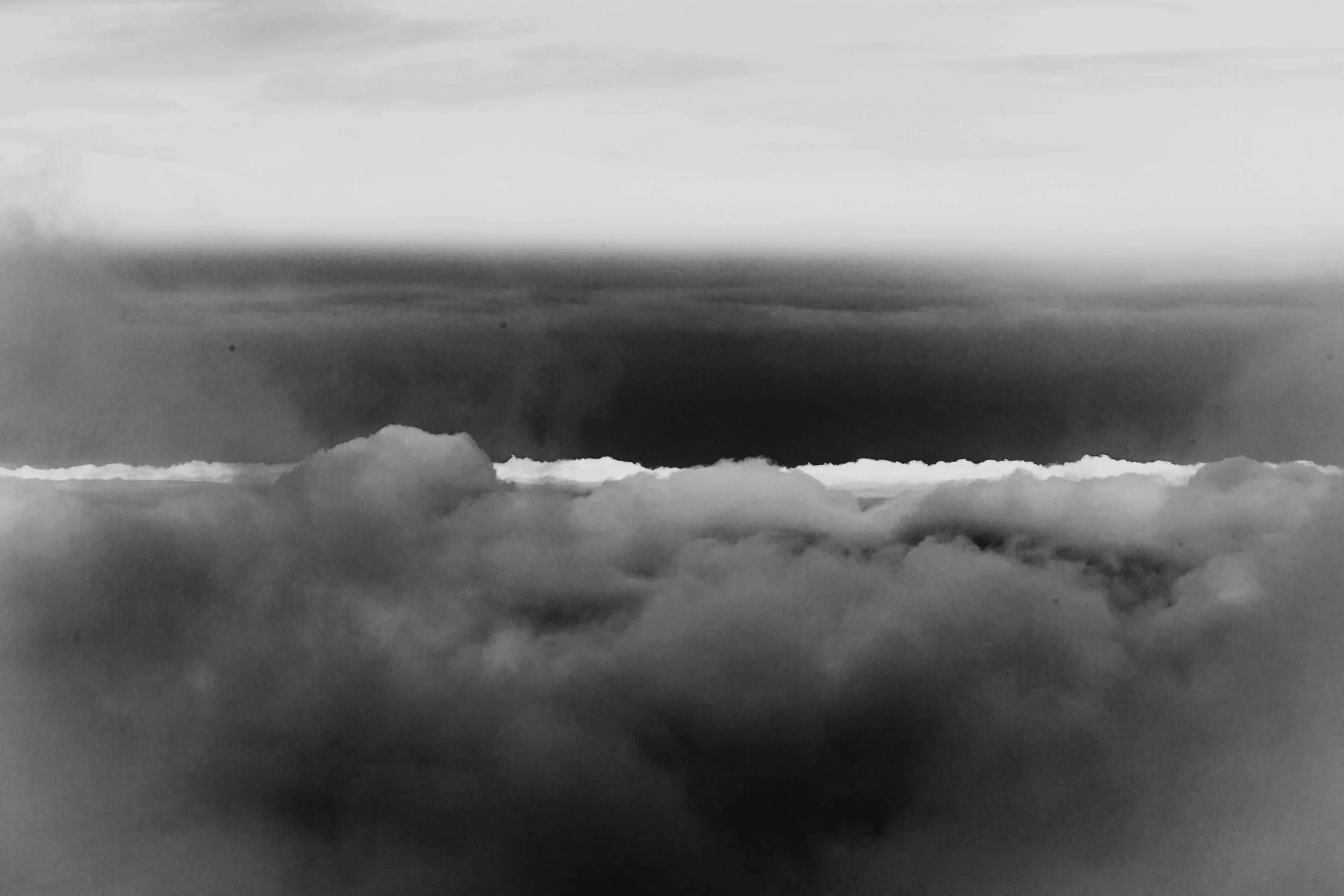 IMG_1556BLK-WHt.jpg