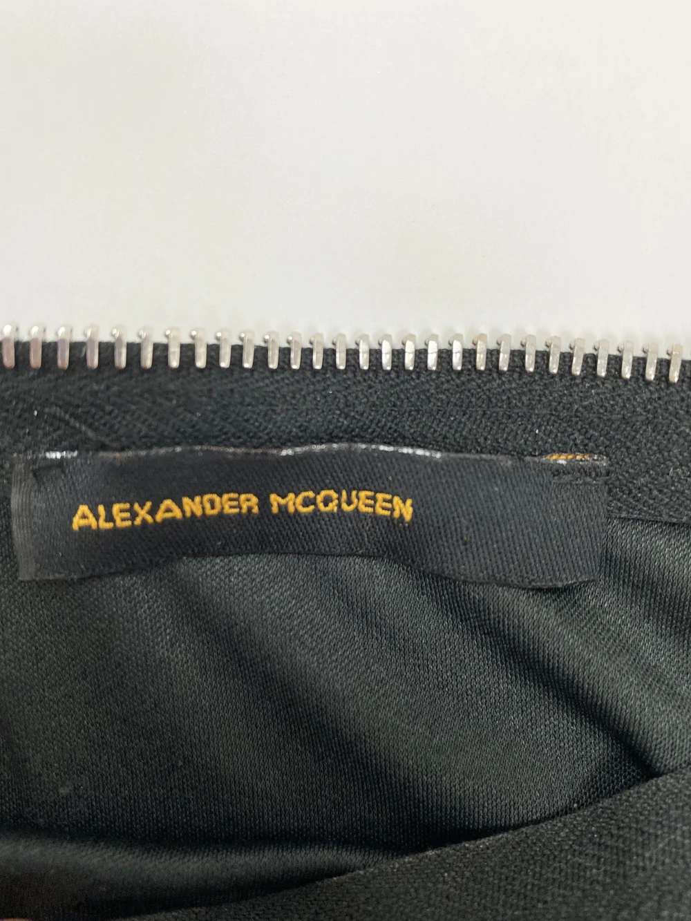 Alexander McQueen S/S 1997 zip neck top — JAMES VELORIA