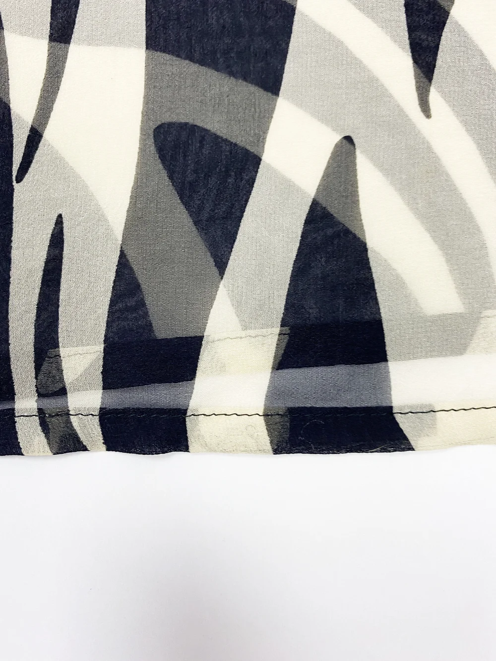 Gianni Versace F/W 1996 zebra silk shirt — JAMES VELORIA