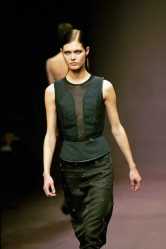 prada fw 1999.jpg