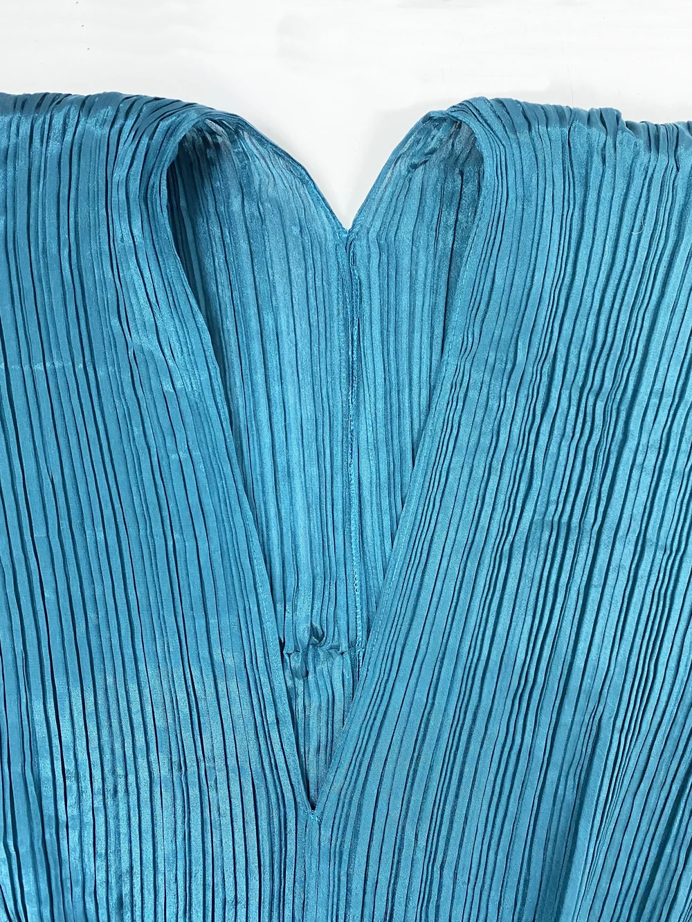 Pleats Please turquoise Madame T shawl — JAMES VELORIA
