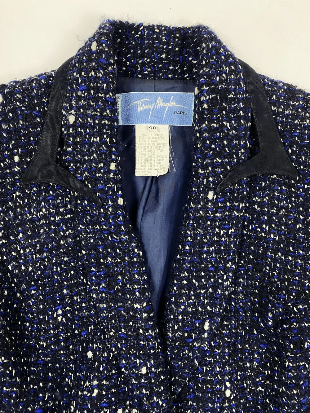 Thierry Mugler テーラードジャケット 2点まとめ Thierry Mugler 80s boucle cutout jacket — JAMES VELORIA