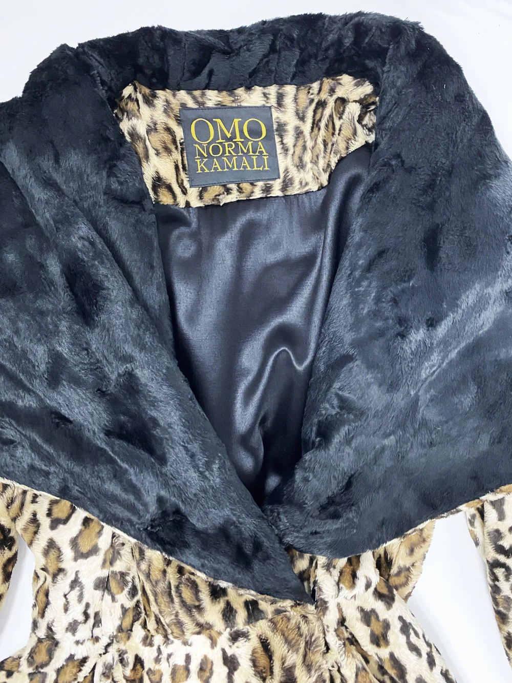 ?OMO NORMA KAMALI VINTAGE BELT FAKE FUR LEOPARD ? Norma Kamali OMO Wide Belt Cow Print Faux Fur Vintage 90s  main image 3