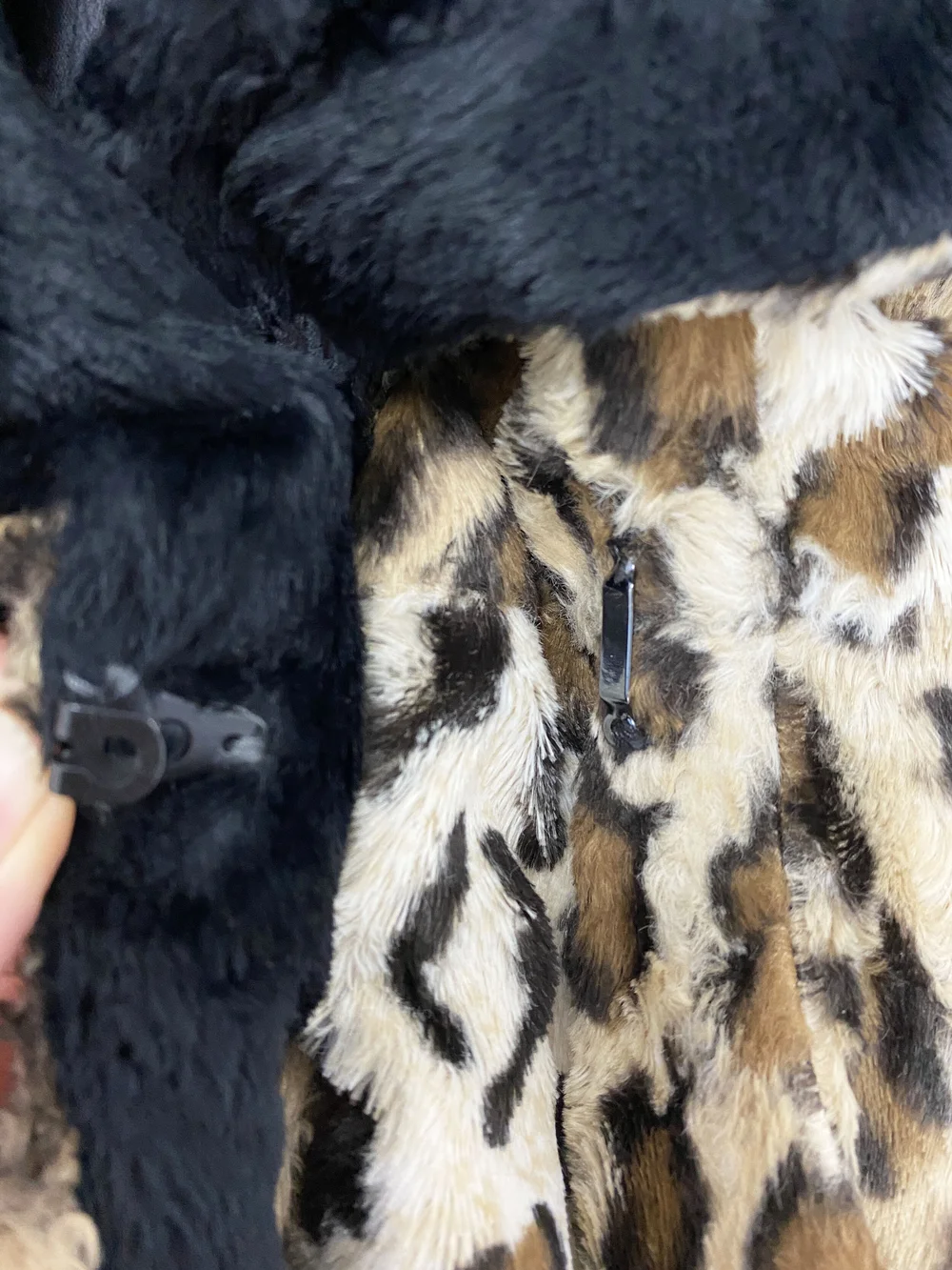 Norma Kamali 80s faux fur leopard coat — JAMES VELORIA display picture 1