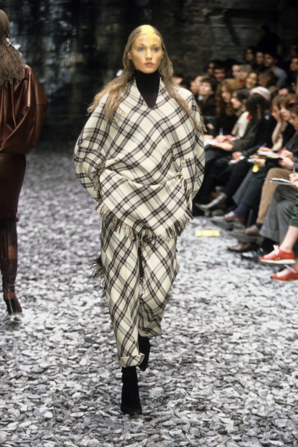 Alexander McQueen F/W 2000 plaid blazer — JAMES VELORIA