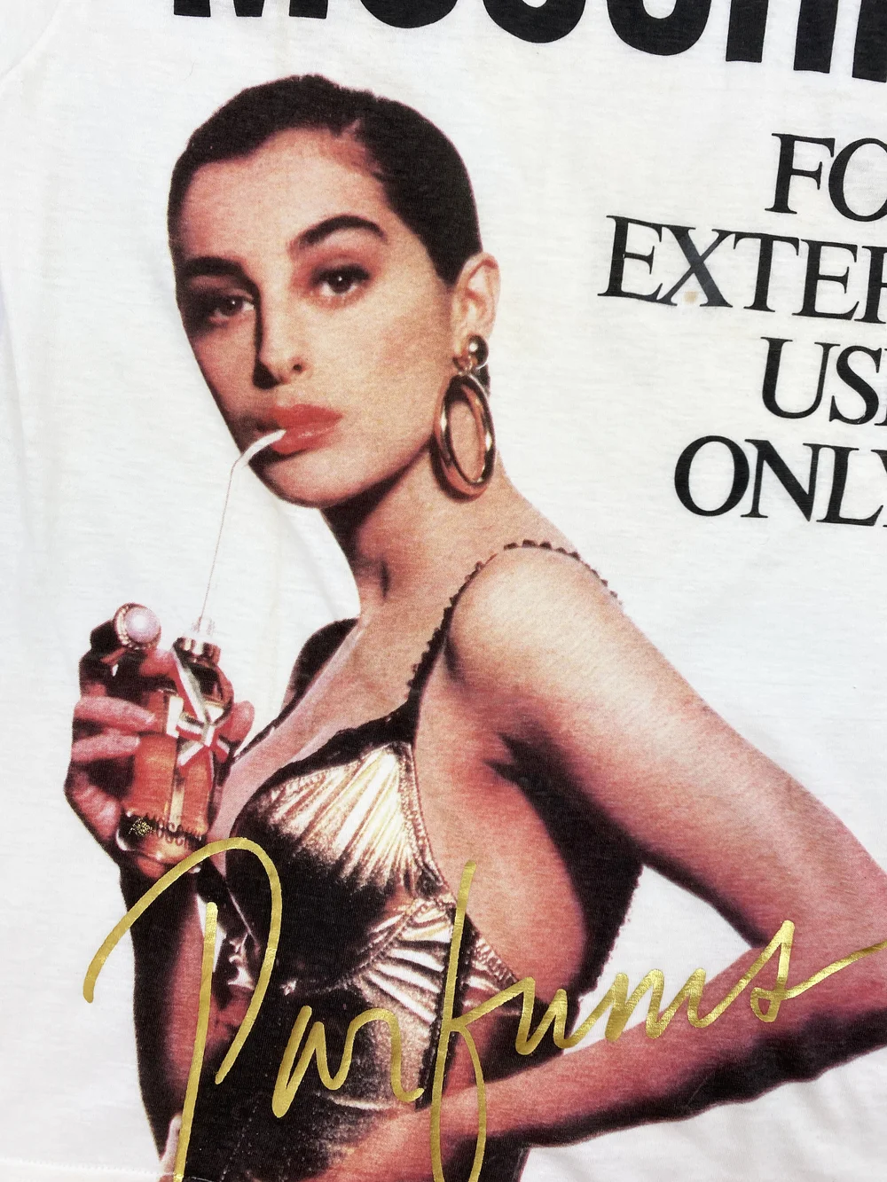 Moschino 90s perfume t-shirt — JAMES VELORIA