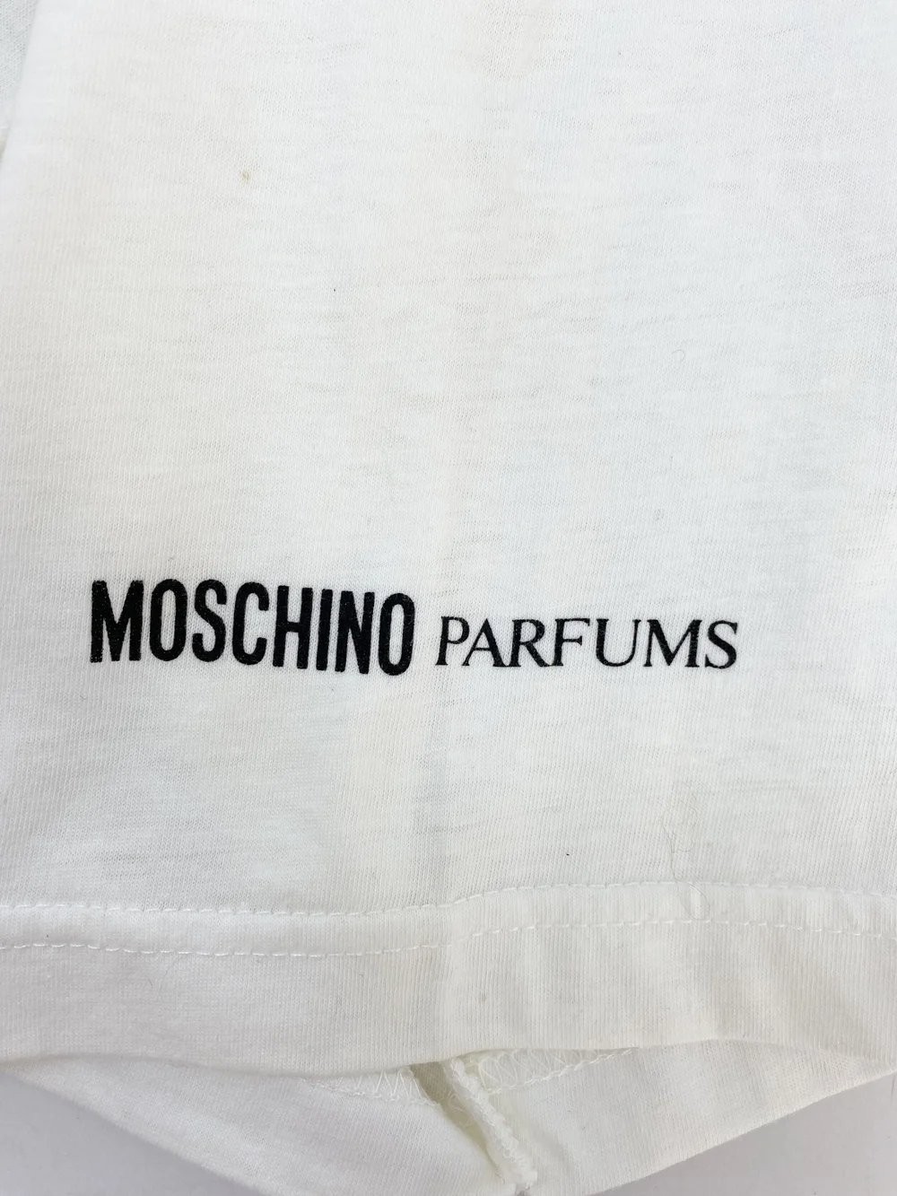 Moschino 90s perfume t-shirt — JAMES VELORIA