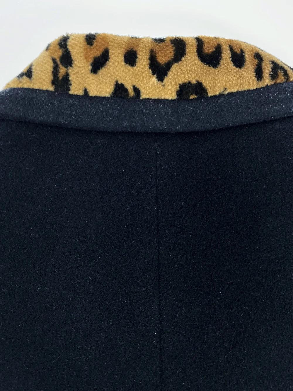 Gianni Versace Versus leopard collar coat — JAMES VELORIA