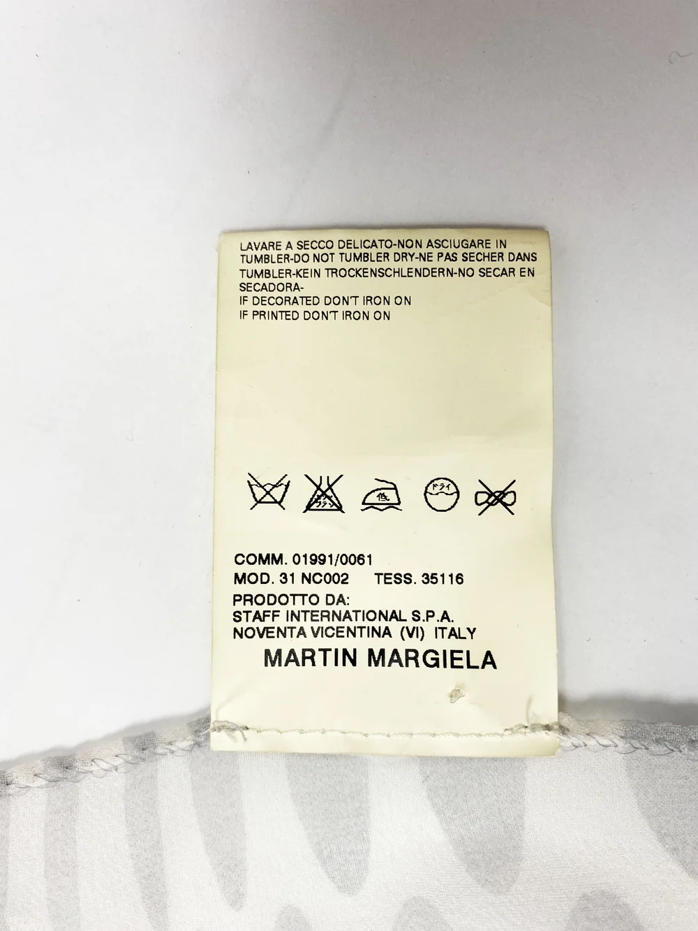 07SS Martin Margiela 6 シルクワンピースarchive Maison Margiela Spring 2007 Ready-to-Wear Collection | Vogue