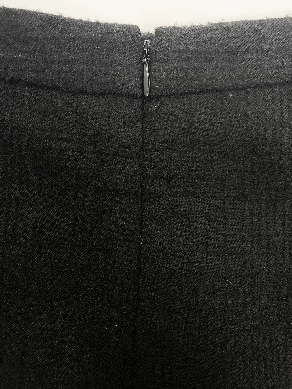 Maison Martin Margiela F/W 2004 mismatched edge skirt — JAMES VELORIA