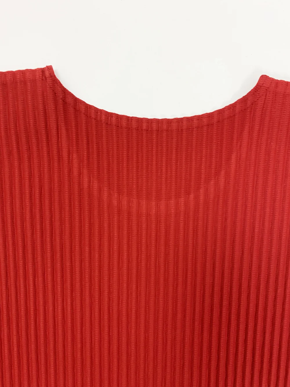 Issey Miyake Homme Plisse red pleated top — JAMES VELORIA