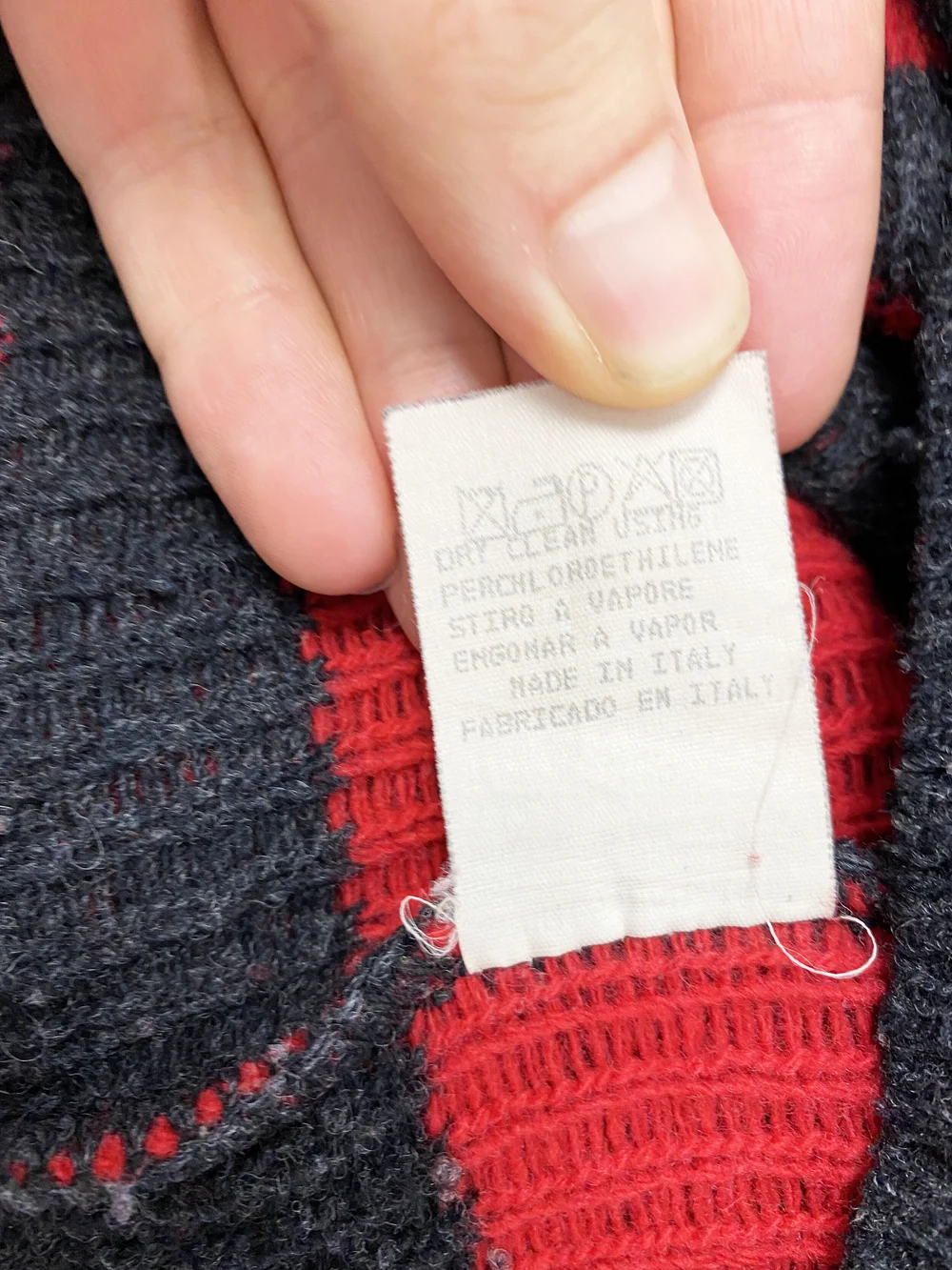 Moschino 90s red word sweater — JAMES VELORIA