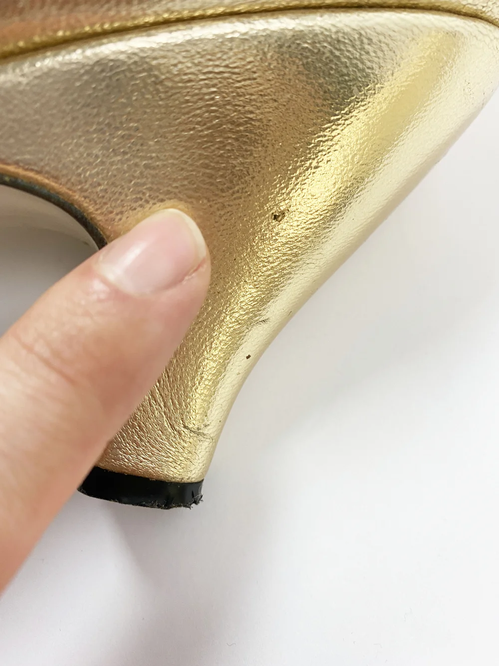 Vivienne Westwood gold leather toe heels — JAMES VELORIA