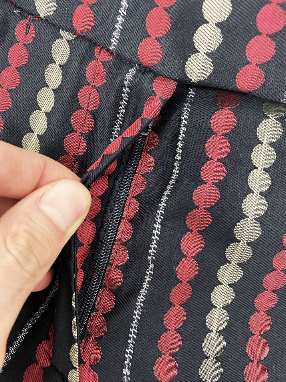 Alexander McQueen S/S 2002 red pattern silk pants — JAMES VELORIA