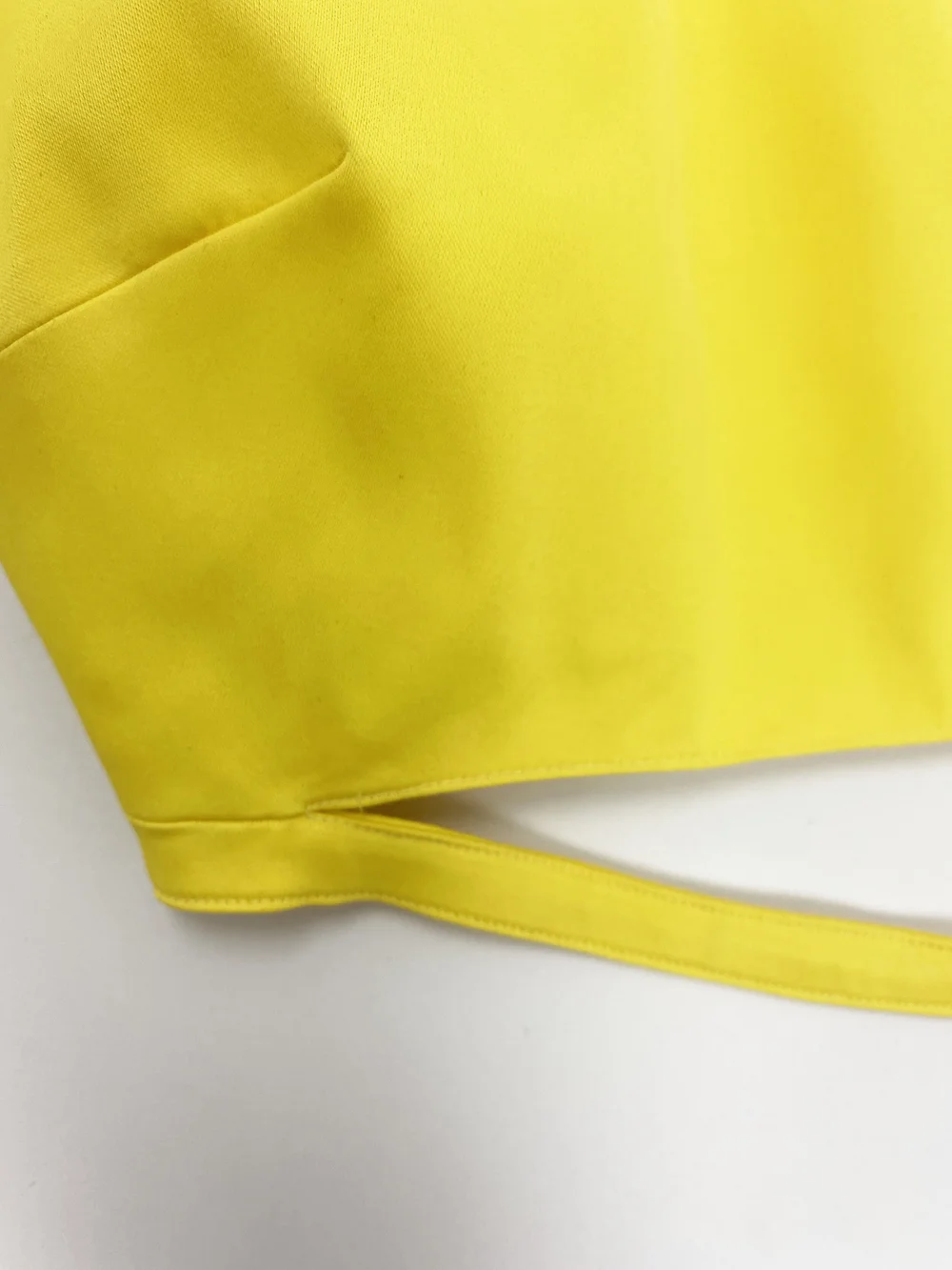 Gianni Versace Versus 90s yellow bra top — JAMES VELORIA