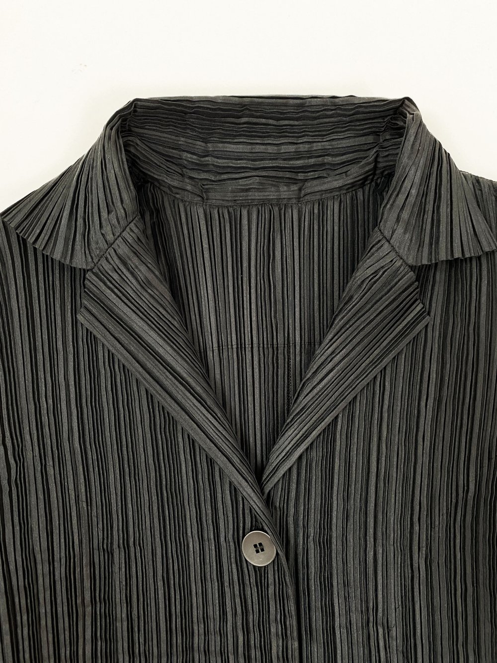 Issey Miyake pointed hem origami jacket — JAMES VELORIA