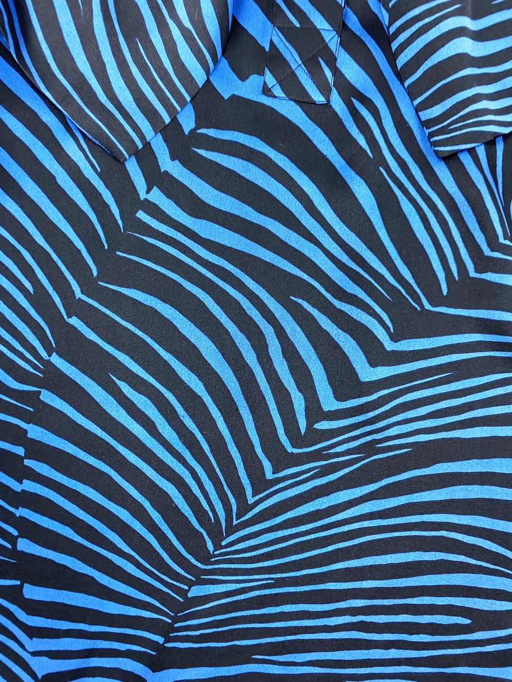 Yves Saint Laurent 80s blue zebra print silk blouse — JAMES VELORIA