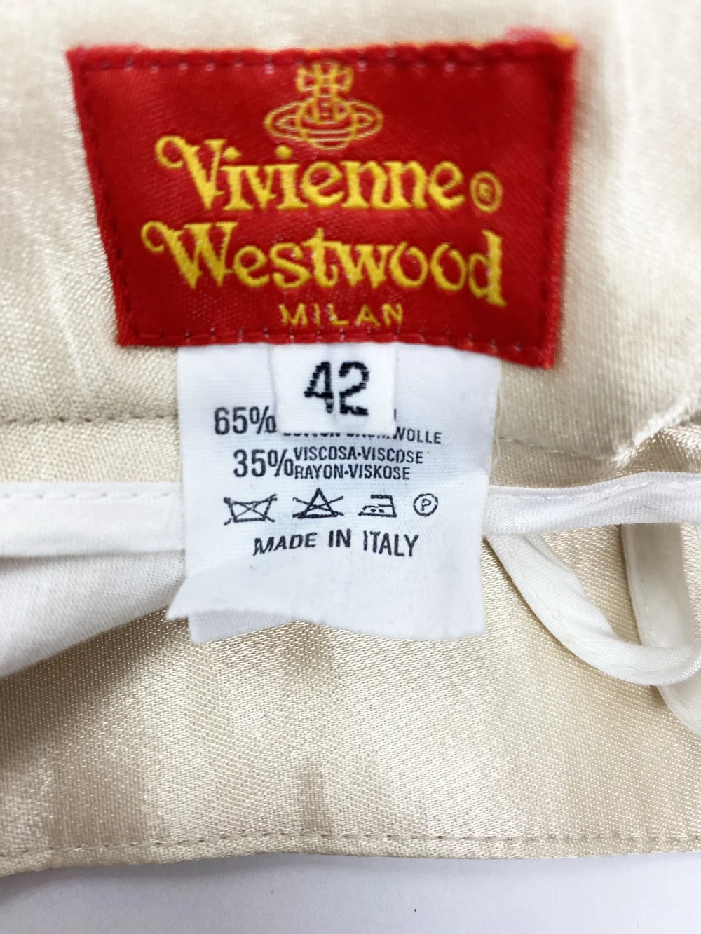 【90s・イギリス製】vivienne westwood★孔雀ミニスカート12 中古・古着通販】Vivienne Westwood (ヴィヴィアンウエスト