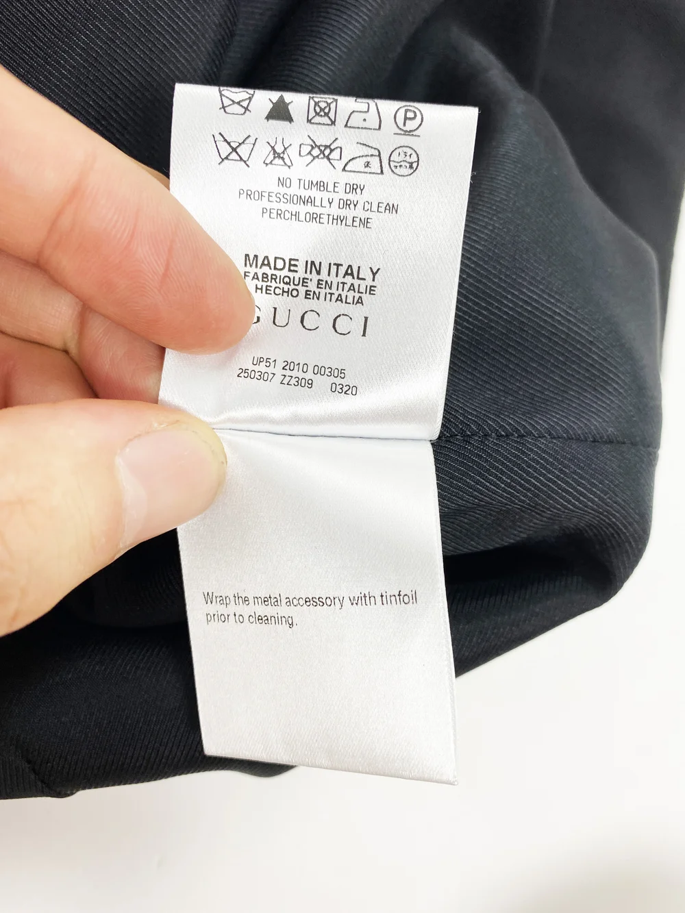 Gucci 2010 drawstring waist mini skirt — JAMES VELORIA