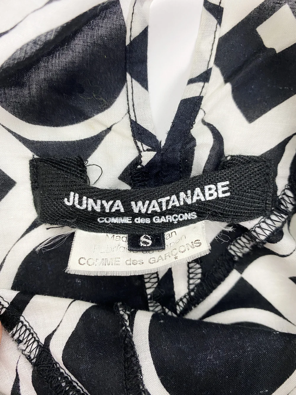 Junya Watanabe S/S 2010 black and white print top — JAMES VELORIA