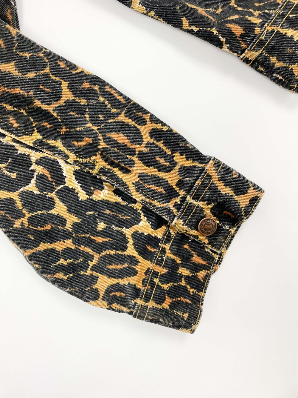 Todd Oldham leopard print jean jacket — JAMES VELORIA