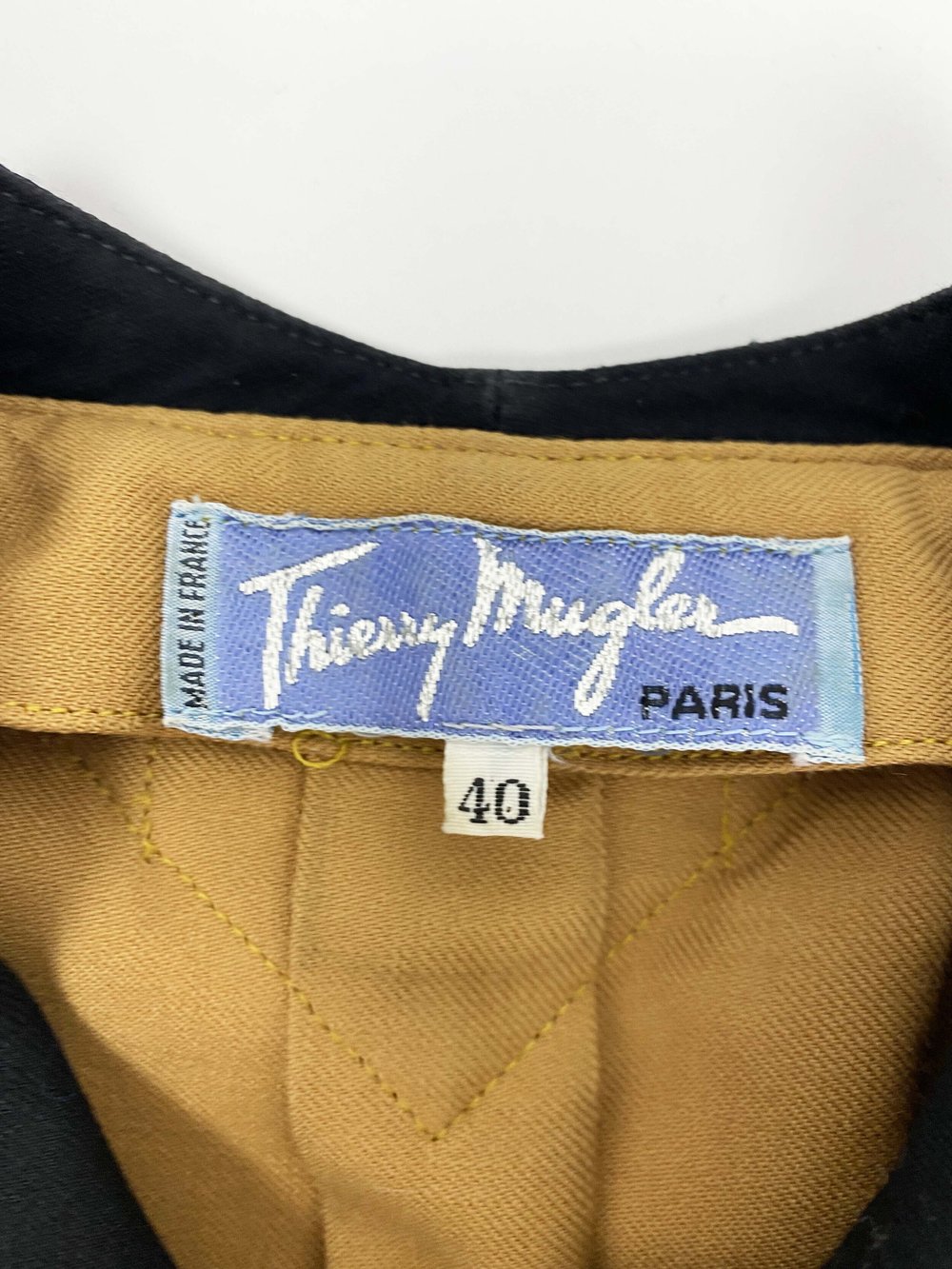 Thierry Mugler 80s batwing shirt dress — JAMES VELORIA 