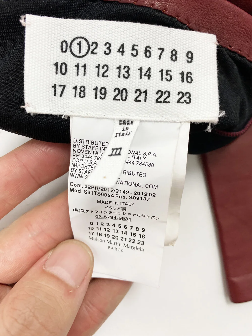 Maison Martin Margiela F/W 2012 leather tabi gloves — JAMES VELORIA