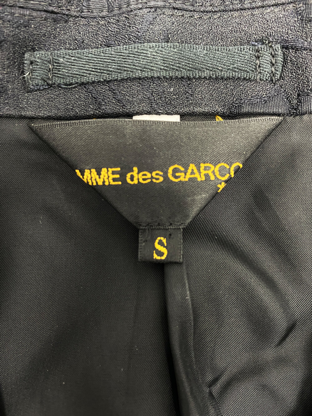 Comme des Garcons F/W 2016 armor sleeve jacket — JAMES VELORIA Comme des Garcons F/W 2016 armor sleeve jacket — JAMES VELORIA