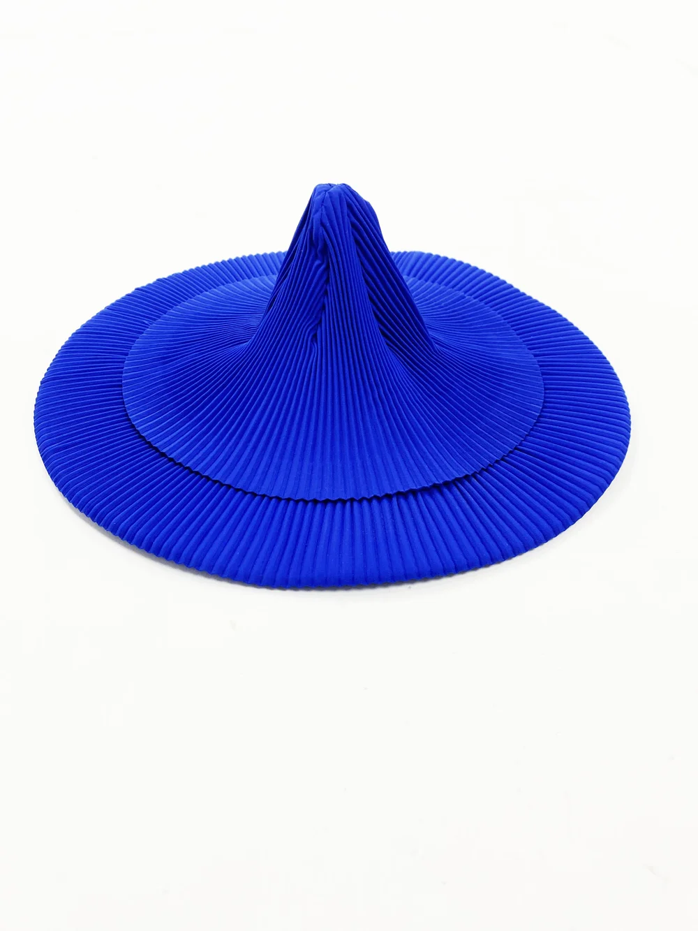 帽子 super rare ISSEYMIYAKE Pleated hat Japan 帽子 super rare ISSEYMIYAKE Pleated hat Japan Issey Miyake