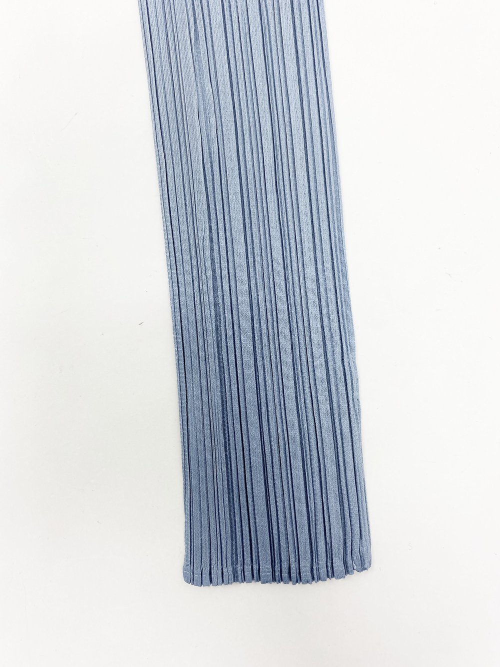Pleats Please gray blue pleated top — JAMES VELORIA