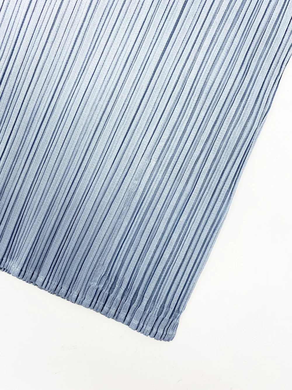 Pleats Please gray blue pleated top — JAMES VELORIA