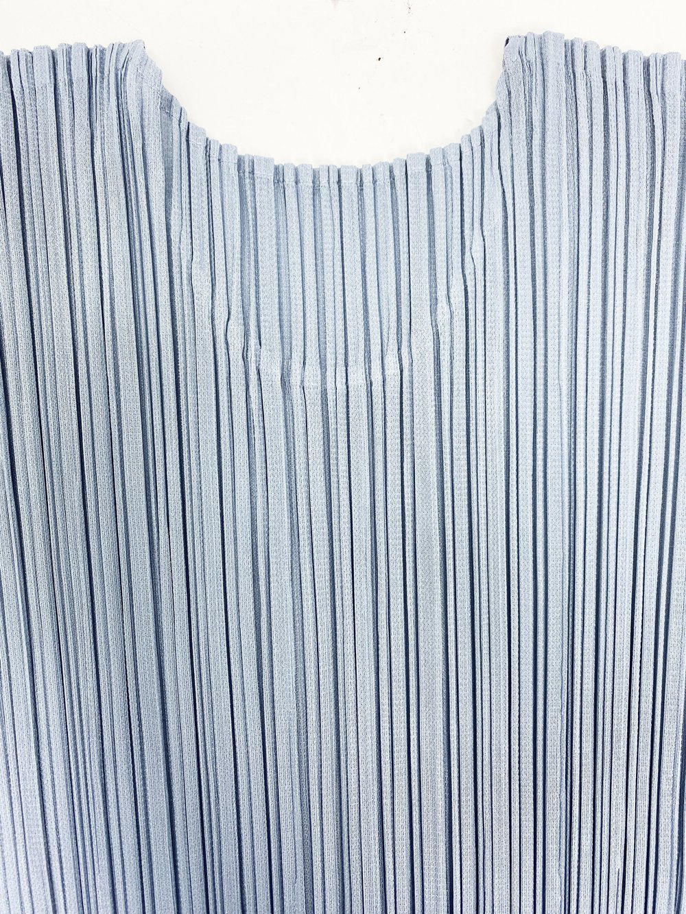 美品✨PLEATS PLEASE バイカラー　ダブルジップ　グレー　青　マキシ丈 Pleats Please gray blue pleated top — JAMES VELORIA