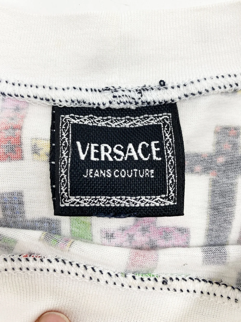 Versace Jeans Couture 90sレインボークロスプリントベスト Versace Jeans Couture 90s rainbow cross print t-shirt