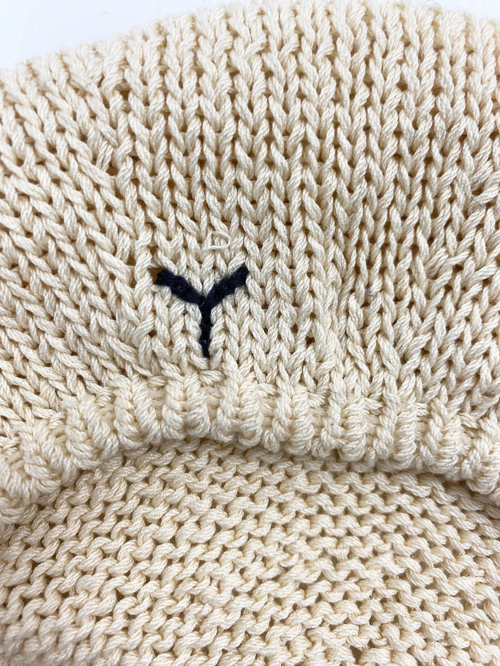 Yohji Yamamoto Y's beige knit beret — JAMES VELORIA