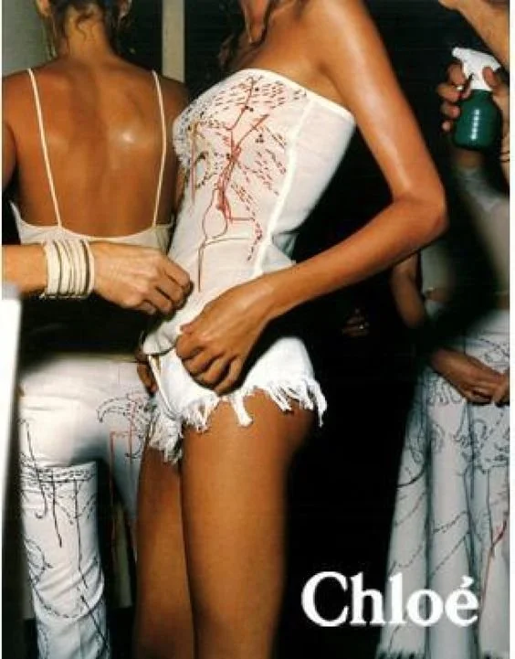 chloe ss 2000 ad campaign.jpeg