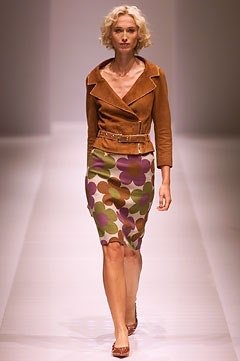celine-spring-summer-2002-flower-print-skirt.JPG