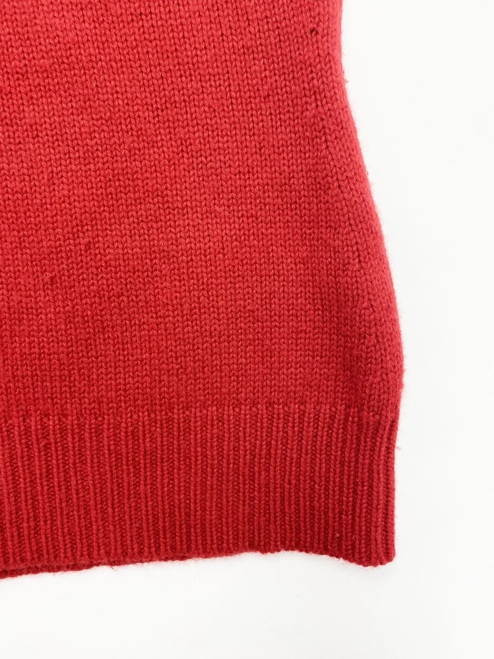 Celine F/W 1999 red cashmere sweater — JAMES VELORIA