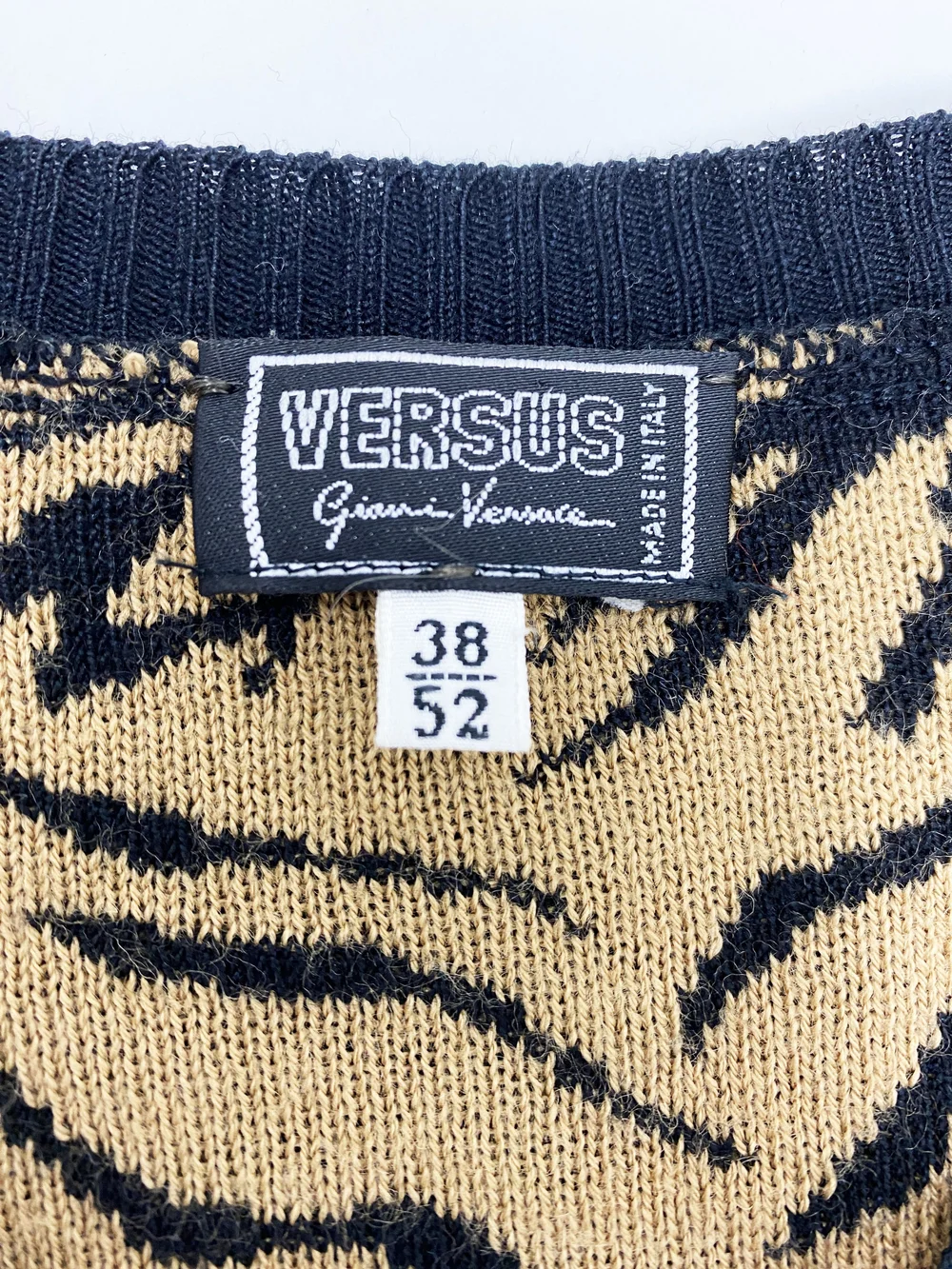 【GIANNI VERSACE】1990s L/S Knit Sweater s-l400.jpg