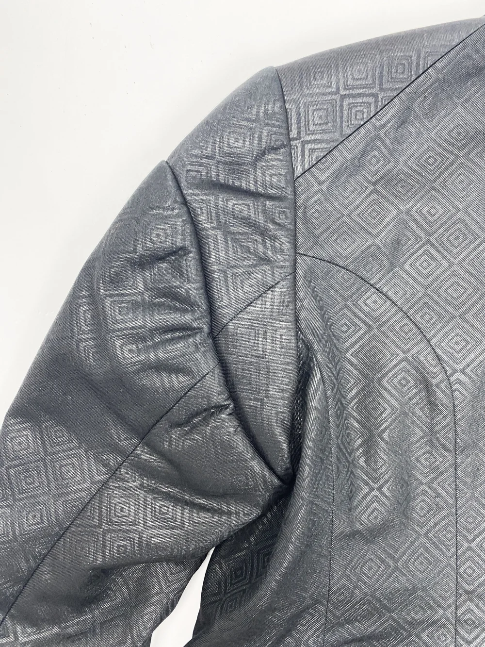 Comme des Garcons F/W 2004 double sleeve jacket — JAMES VELORIA