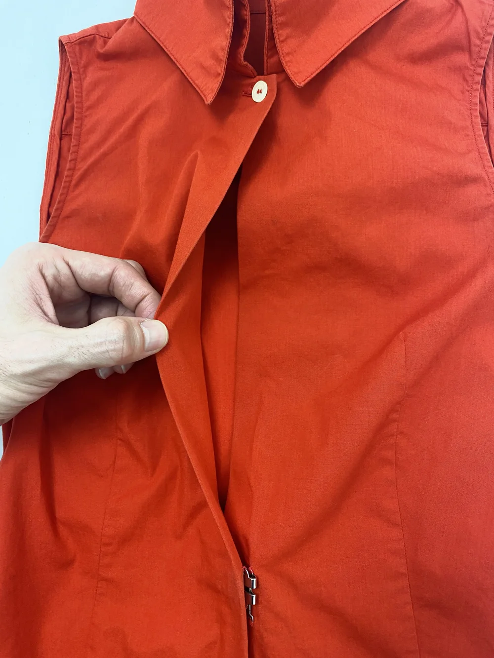 Alexander McQueen 90s red high collar shirt — JAMES VELORIA