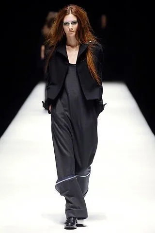 yohji-yamamoto-fall-winter-2006-zipper-convertible-jumpsuit.JPG