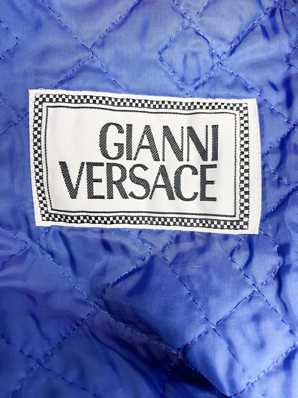Gianni Versace F/W 1991 embroidered velvet opera coat — JAMES VELORIA