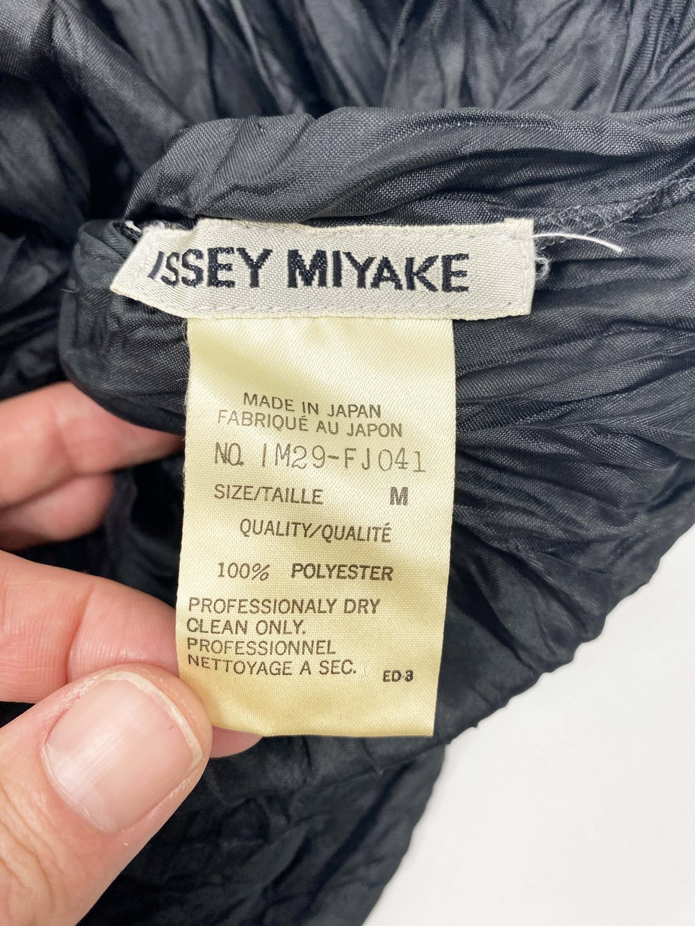 Issey Miyake 90s crinkle pleated tunic — JAMES VELORIA Issey Miyake 90s crinkle pleated tunic — JAMES VELORIA