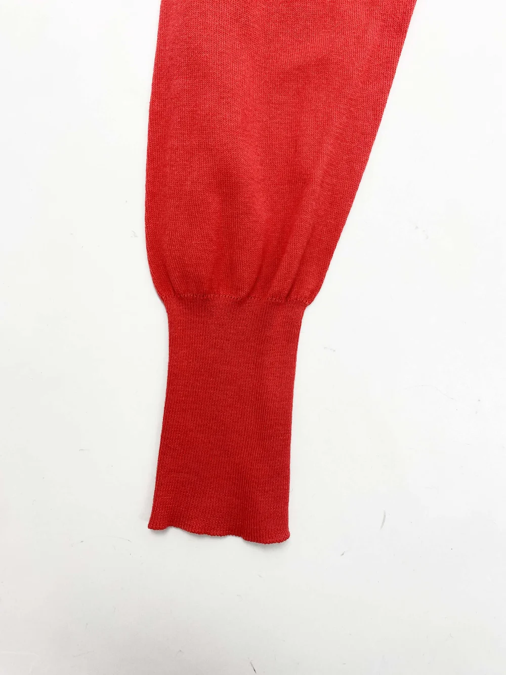 Vivienne Westwood 90s red cropped cardigan — JAMES VELORIA