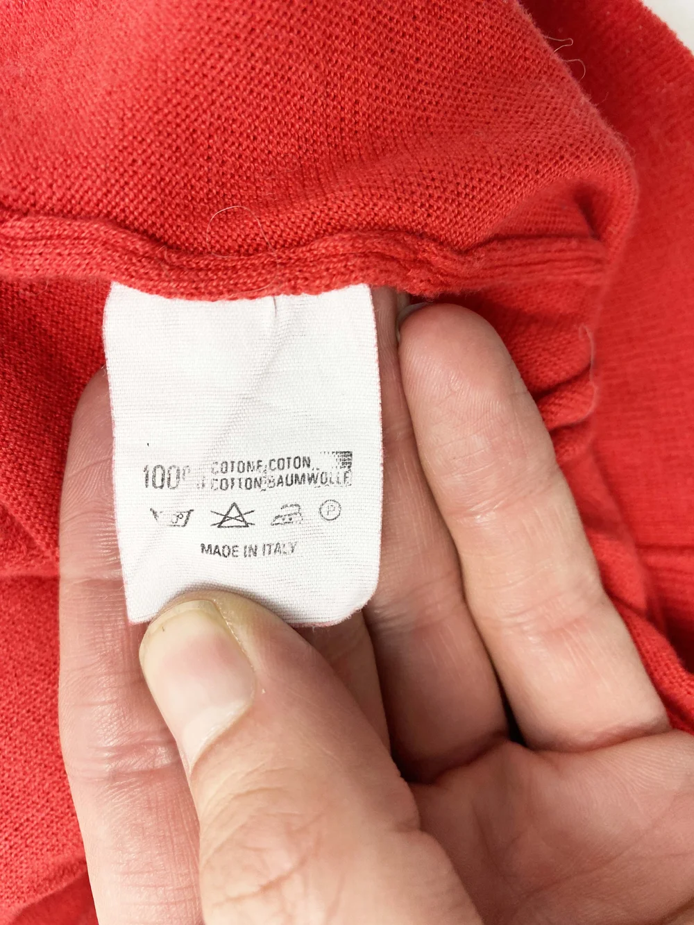 Vivienne Westwood 90s red cropped cardigan — JAMES VELORIA