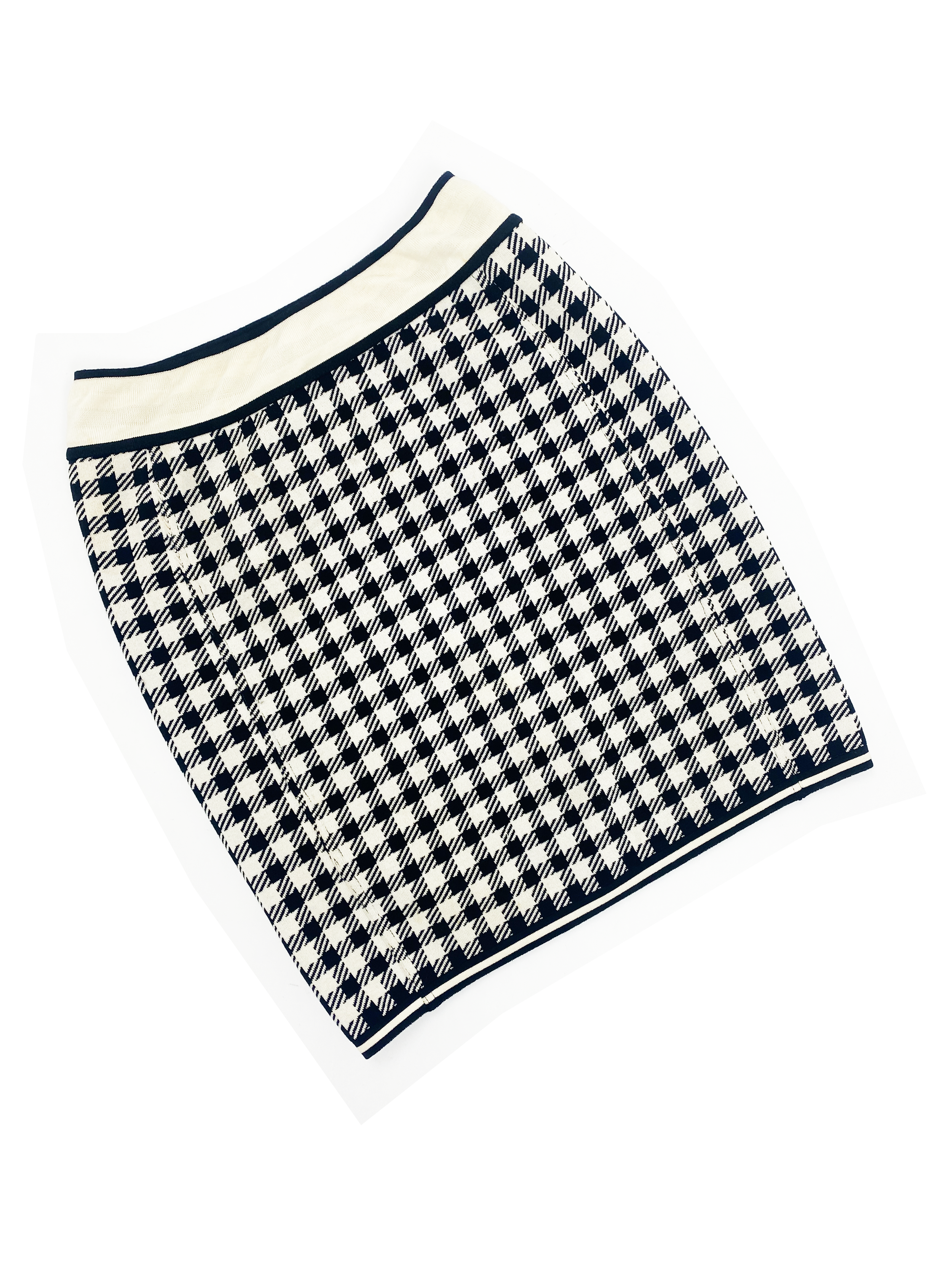 alaia-spring-summer-1991-tati-print-pattern-plaid-houndstooth-skirt-black-white-vintage-90s-knit.png