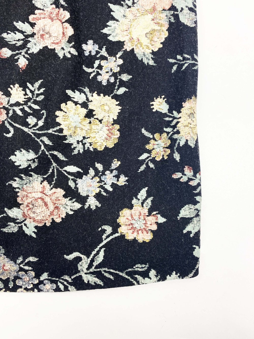Vivienne Westwood F/W 1998 floral print knit dress — JAMES VELORIA